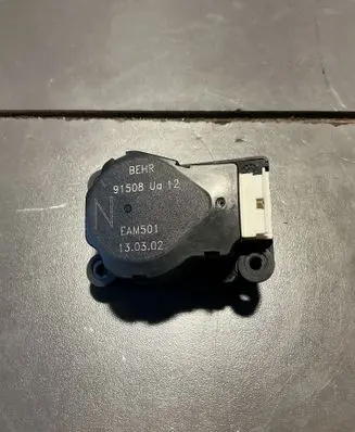Mercedes-Benz S W220 Air flap motor/actuator 91508UA12 EAM501 130302
