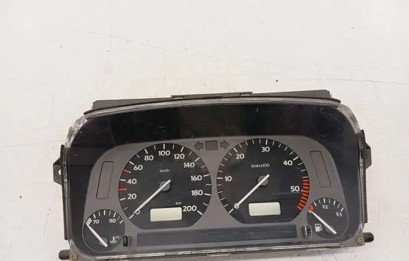 Volkswagen Golf III Speedometer (instrument cluster) 1H0919864K 6160633050