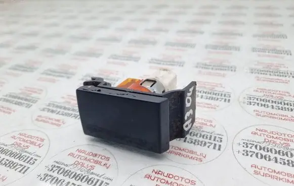 Audi A3 S3 8P Cigarette lighter 8D0919343