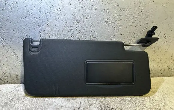 Ram 1500 Sun visor 05108114AA