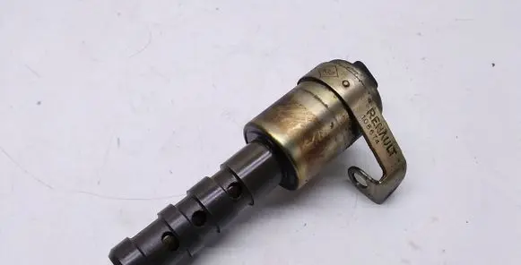 Renault Laguna I Camshaft vanos timing valve 108674