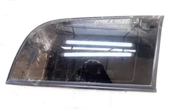 Rear side window