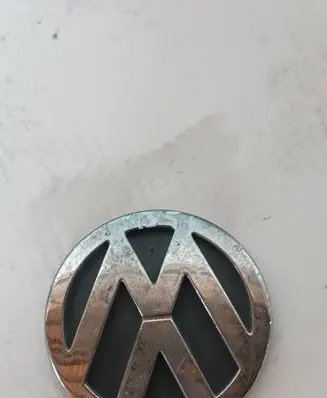 Volkswagen PASSAT B5.5 Manufacturers badge/model letters 