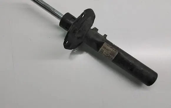 Volkswagen PASSAT B8 Front shock absorber/damper 3Q0413031BF