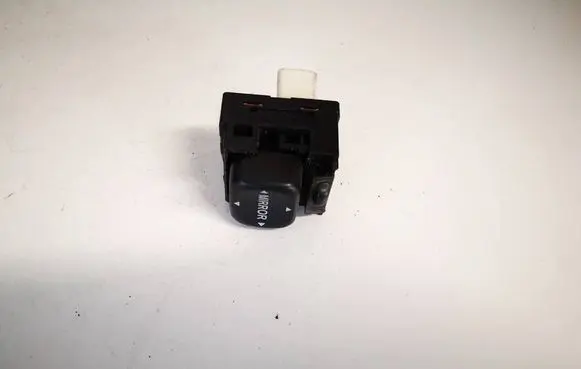 Wing mirror switch