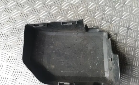 Volvo V70 Fuse box cover 30680265