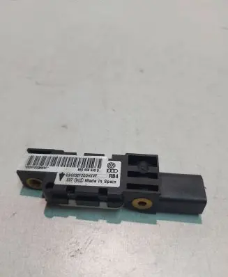 Volkswagen Phaeton Airbag deployment crash/impact sensor 8E0959643D 201315 20131519010