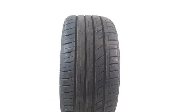 Mercedes-Benz E W212 R18 summer tire 