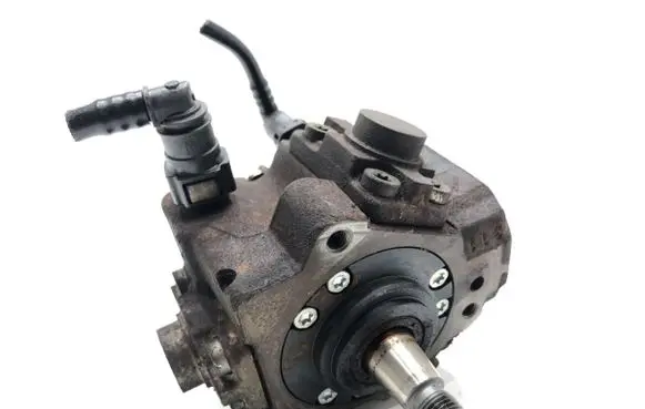 Volvo V50 Fuel injection high pressure pump 9656300380