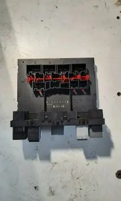 Audi A3 S3 8P Comfort/convenience module 08037432 F005V00583