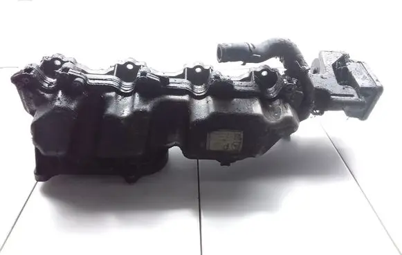 Mercedes-Benz A W169 Intake manifold A6400900337 0428200133