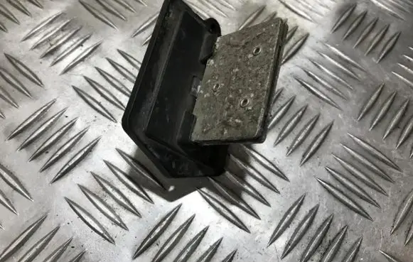 Mazda 323 Heater blower motor/fan resistor hb151rc1m 4l65