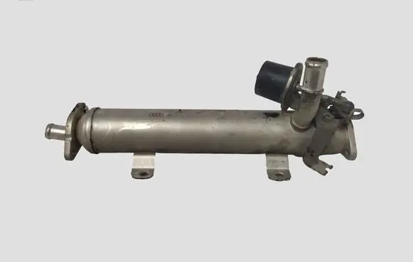 Volkswagen PASSAT B6 EGR valve cooler 03L131512B