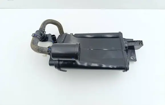 Active carbon filter fuel vapour canister