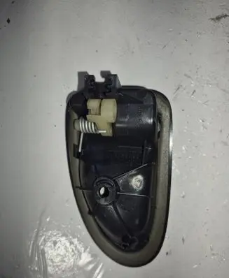 Renault Megane II Front door interior handle 8200028994