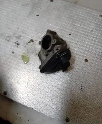 Ford Fusion Throttle valve 2S6UCC 0200904R 231002