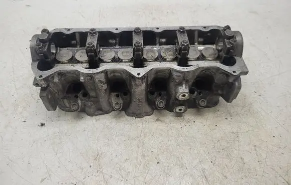 Volkswagen Golf IV Engine head 038103373E