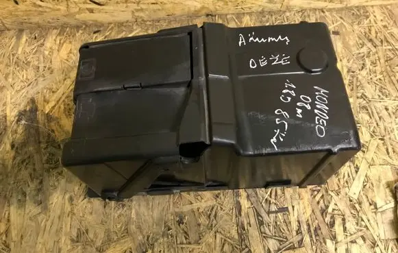 Ford Mondeo MK IV Battery box tray 6G9110723A