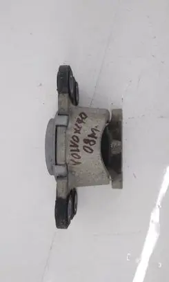 Volvo XC70 Engine mount bracket 6G92711121
