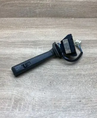 Volvo V70 Indicator stalk DOTSAEQB93