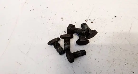 Peugeot 206 Nuts/bolts
