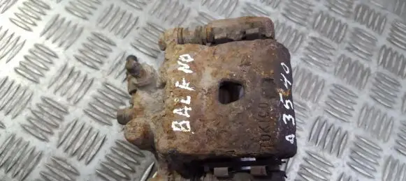 Suzuki Baleno EG Front brake caliper