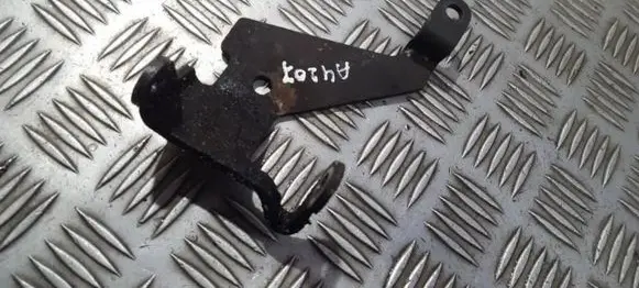 Volvo S70 V70 V70 XC Engine mounting bracket