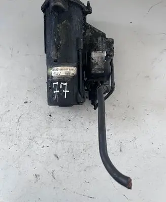 Audi A4 S4 B6 8E 8H Starter motor 068911024L D7GS9