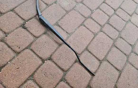 Renault Megane IV Front wiper blade arm 288819391R