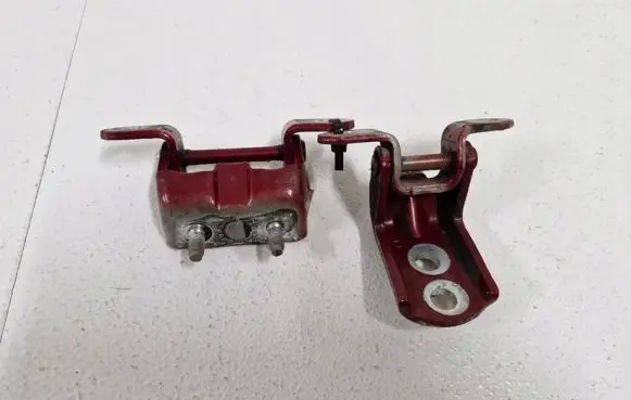 Nissan Qashqai Rear door hinge set 