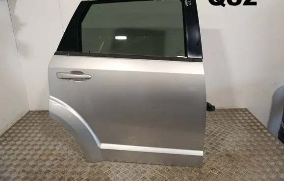 Dodge Journey Rear door 