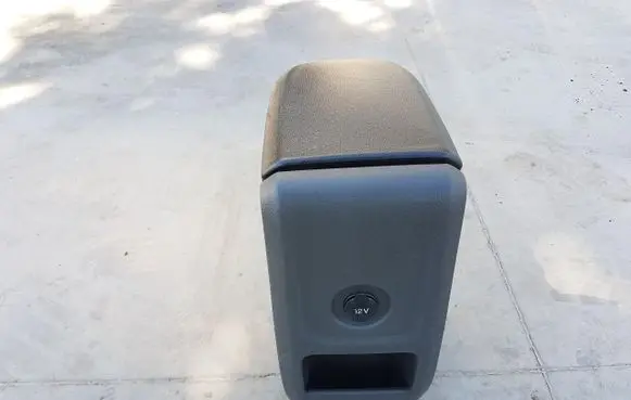 Ford Kuga I Center console 