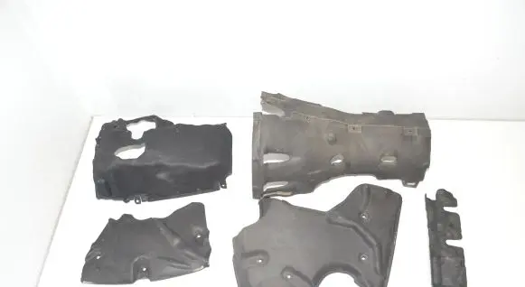 BMW 3 G20 G21 Heat shield in engine bay 8579915 8580385 7649708