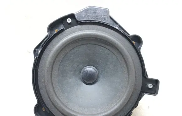 Maserati Quattroporte Front door speaker 670002106