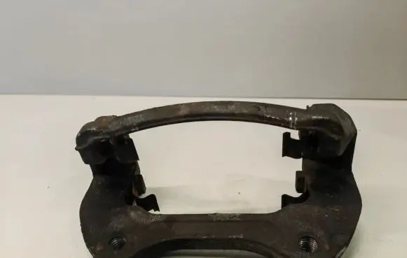 Chevrolet Camaro Front brake caliper
