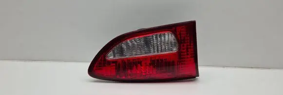 Subaru B9 Tribeca Tailgate rear/tail lights