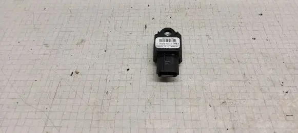 Toyota Corolla E120 E130 Airbag deployment crash/impact sensor 8983102020 006199474288