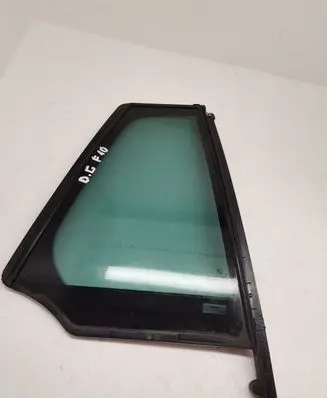 BMW 5 F10 F11 Rear vent window glass 7182046
