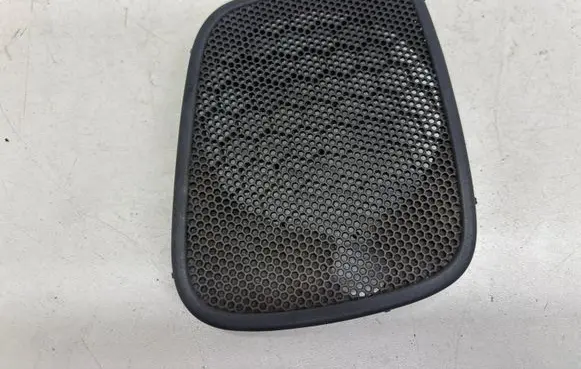 Volvo S70 V70 V70 XC Dash center speaker trim cover 09150760003