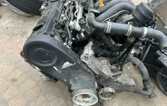 Audi A4 S4 B7 8E 8H Engine silau1