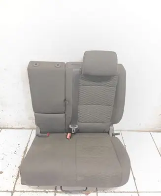 Volkswagen Tiguan Rear seat 