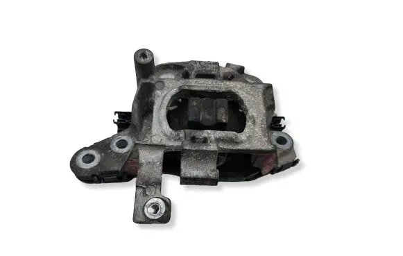 Opel Astra K Gearbox mounting bracket 