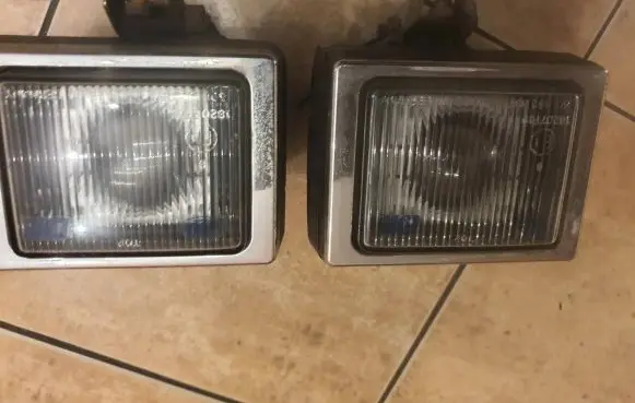 Audi 200 Front fog light 301132087 18207R19