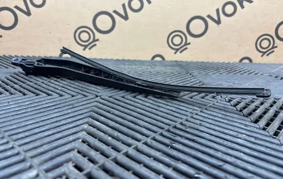 Volvo XC90 Rear wiper blade arm 31349856