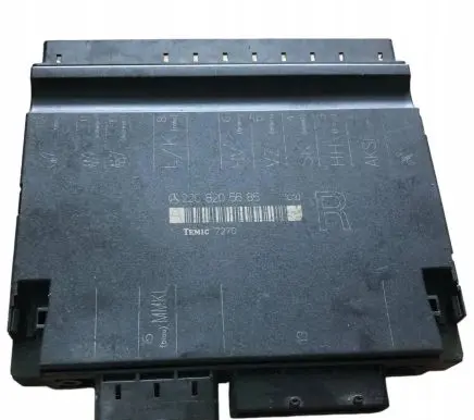 Mercedes-Benz S W220 Seat control module 2208205685