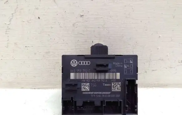 Audi A4 S4 B8 8K Door control unit/module 8K0959792C 8K0959792A