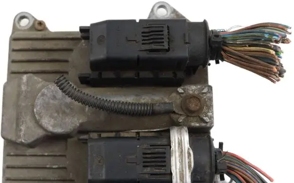 Opel Zafira B Engine control unit/module 55353843 5WK91103 5100721334