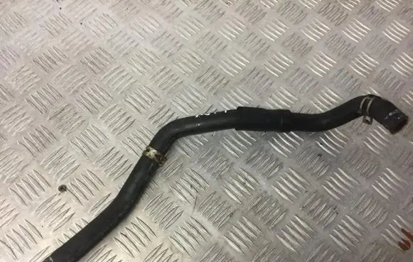 Nissan Qashqai Engine coolant pipe/hose