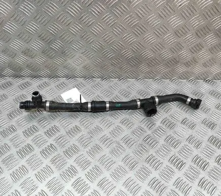 BMW iX1 Engine coolant pipe/hose 8846762