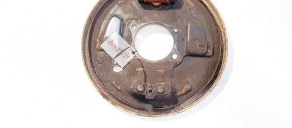 Suzuki Grand Vitara II Rear brake disc plate dust cover 